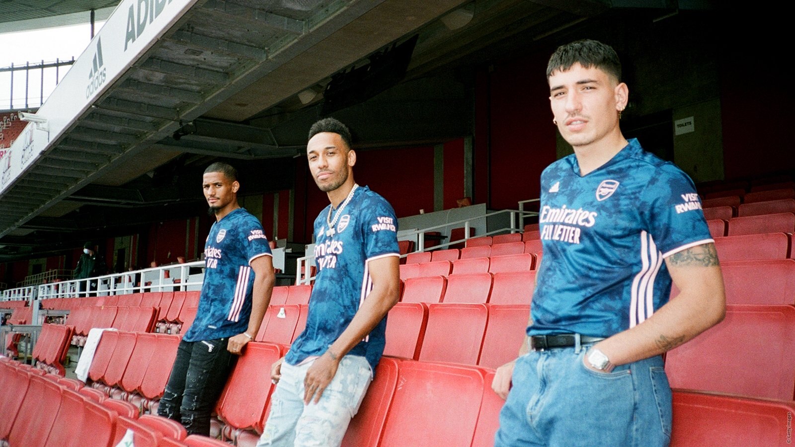 arsenal third strip