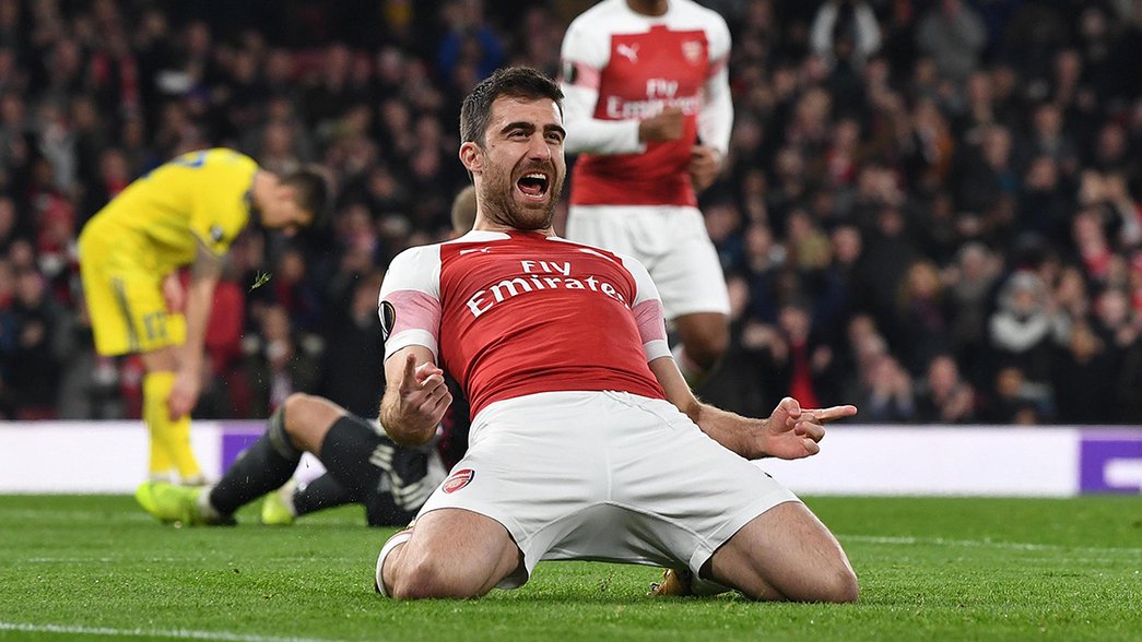 Sokratis: the art of defending… and its future | Feature | News ...