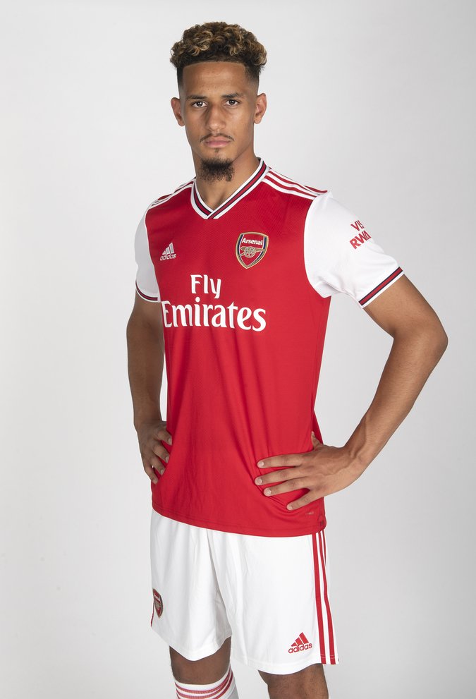 william in arsenal jersey