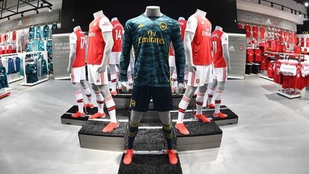 arsenal kit store